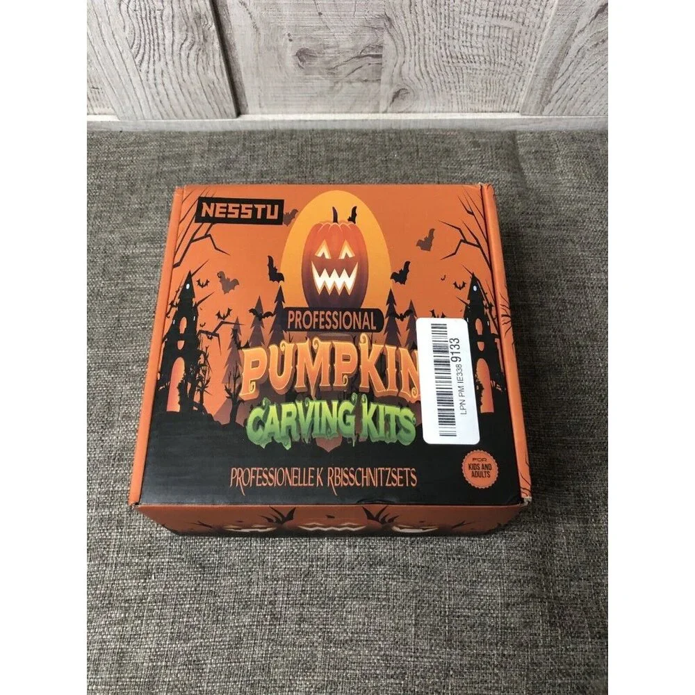 25 Pc Pumpkin Jack O Lantern Halloween Professional Carving Kit & Candle Lights